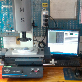 二次元---投影機